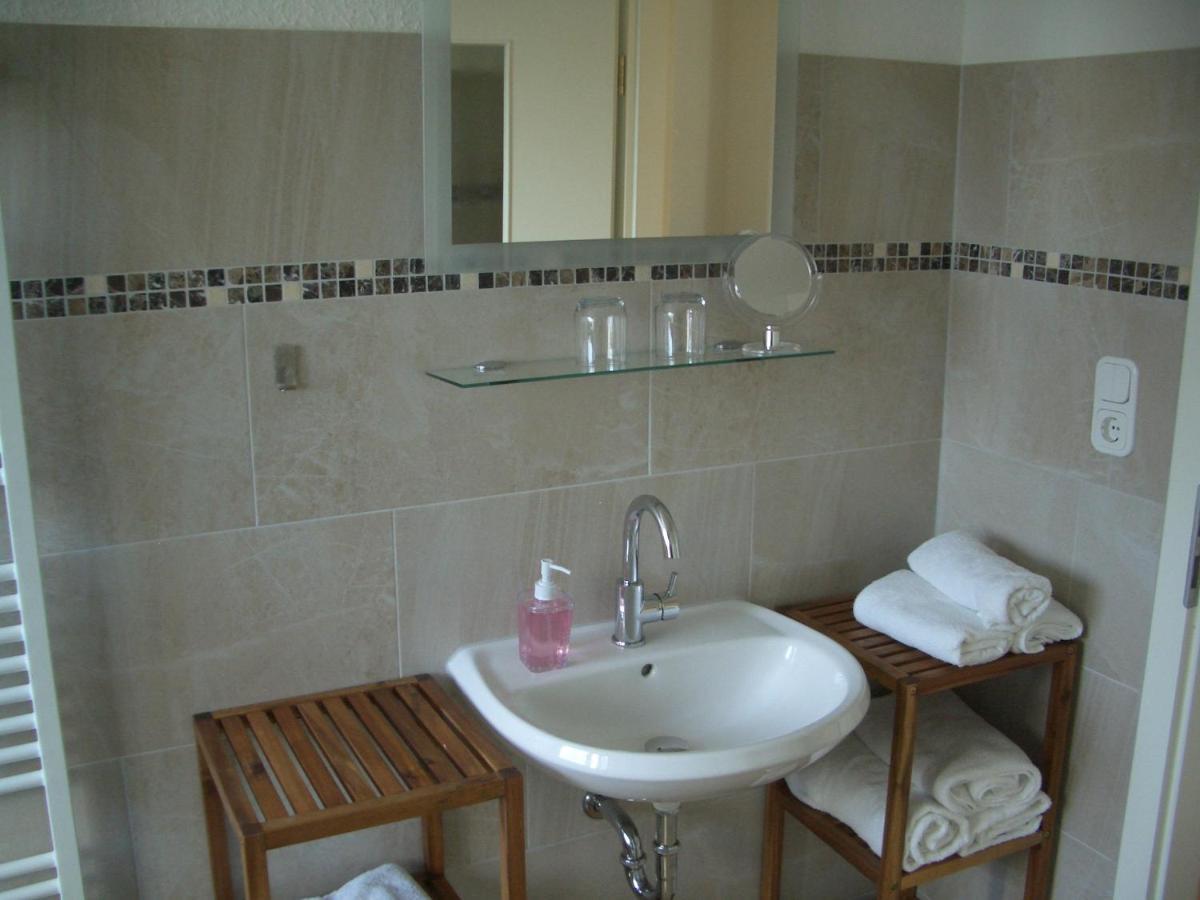 No Beach Apartment Solingen Ngoại thất bức ảnh